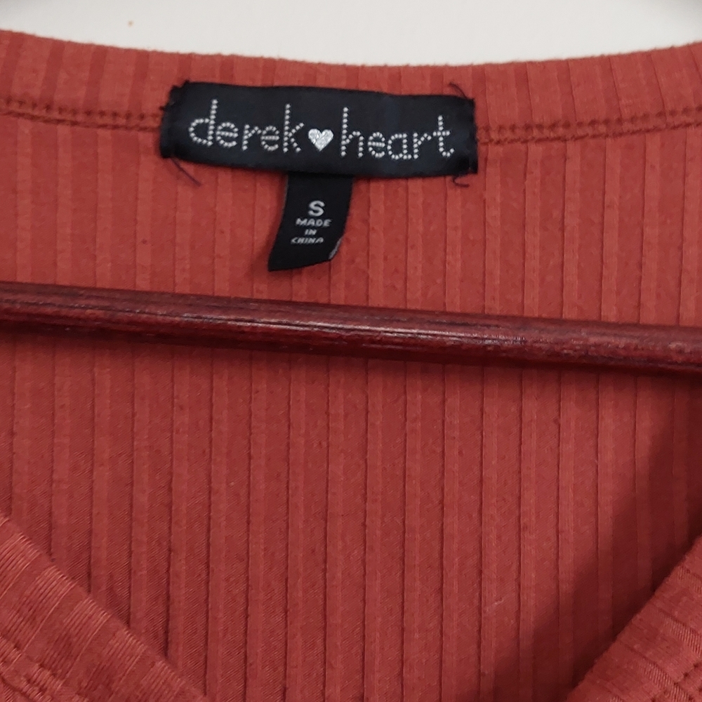 Button up - Picture 4 of 4